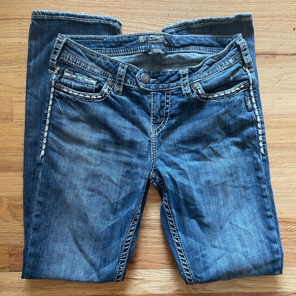 Silver Jeans Co. Tuesday Mid Straight Leg Jeans - Picture 1 of 11